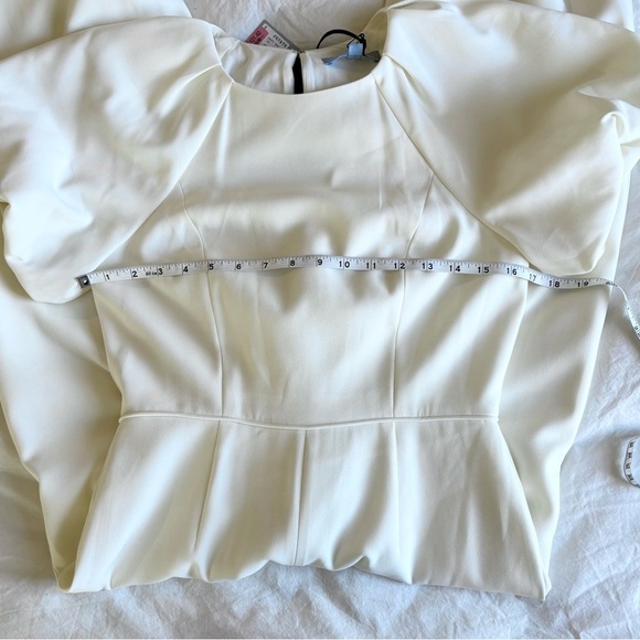 NWT Antonio Melani White Jumpsuit, size 4 - Picture 5 of 7